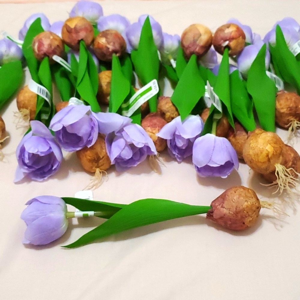 23 Faux Purple Tulip Bulbs